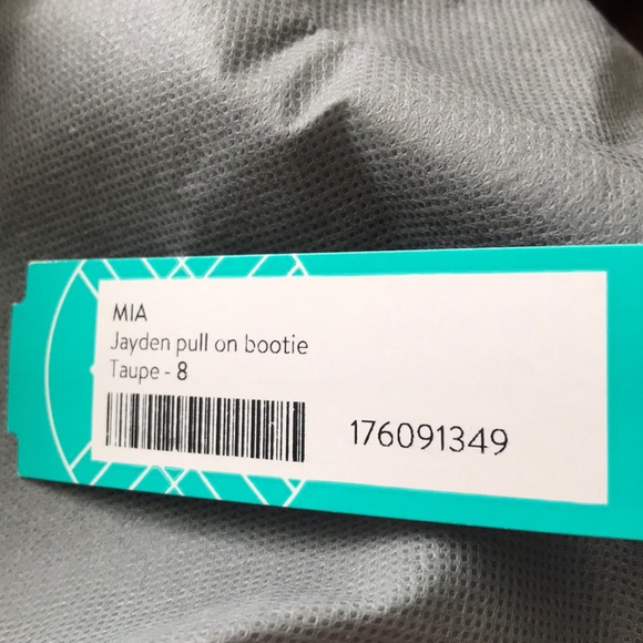 mia jayden pull on bootie